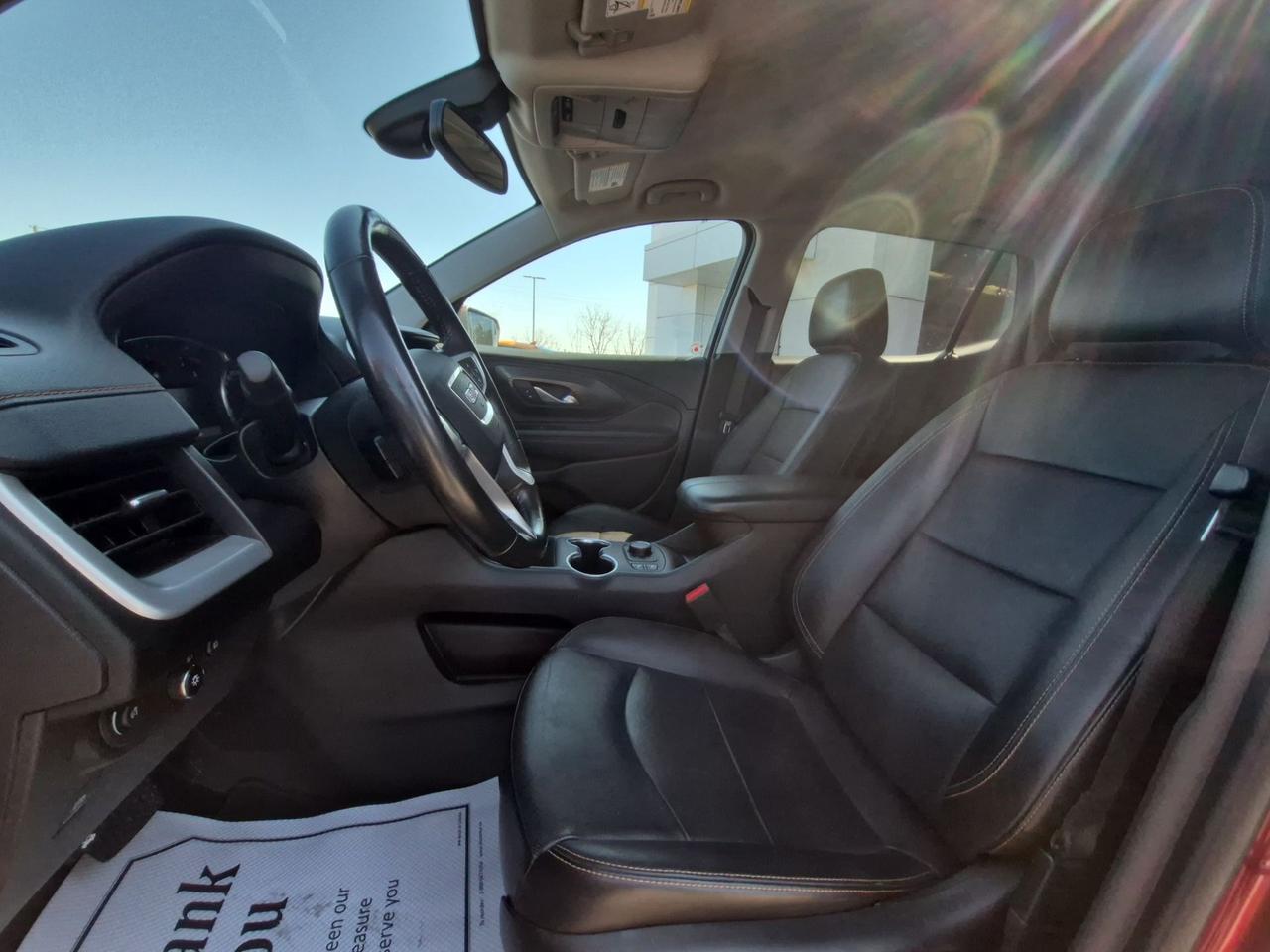 2020 GMC Terrain AWD, SLT, 2L TURBO, GREAT ON FUEL! LOWER KM'S! Photo