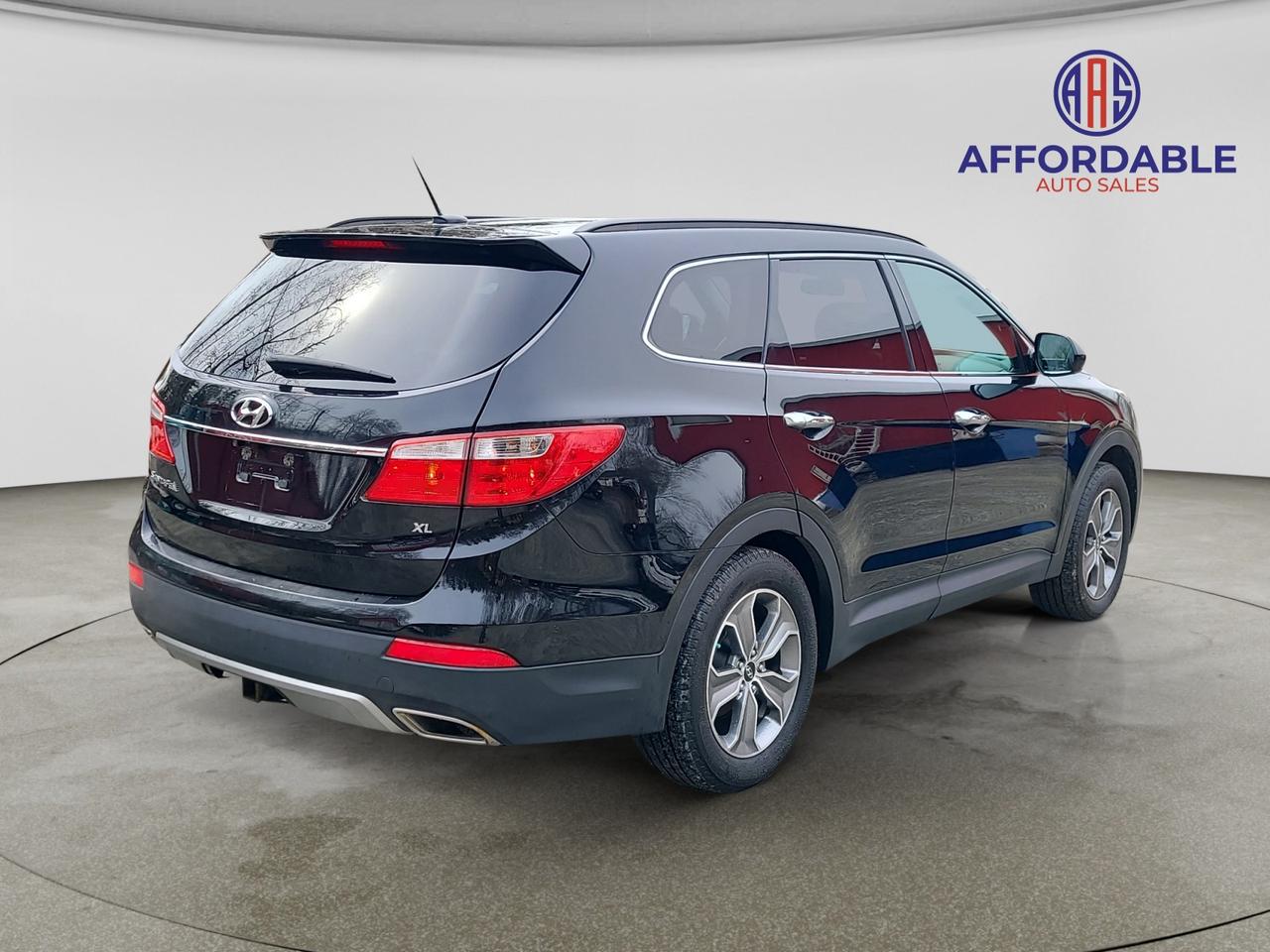 2015 Hyundai Santa Fe  - Photo #5