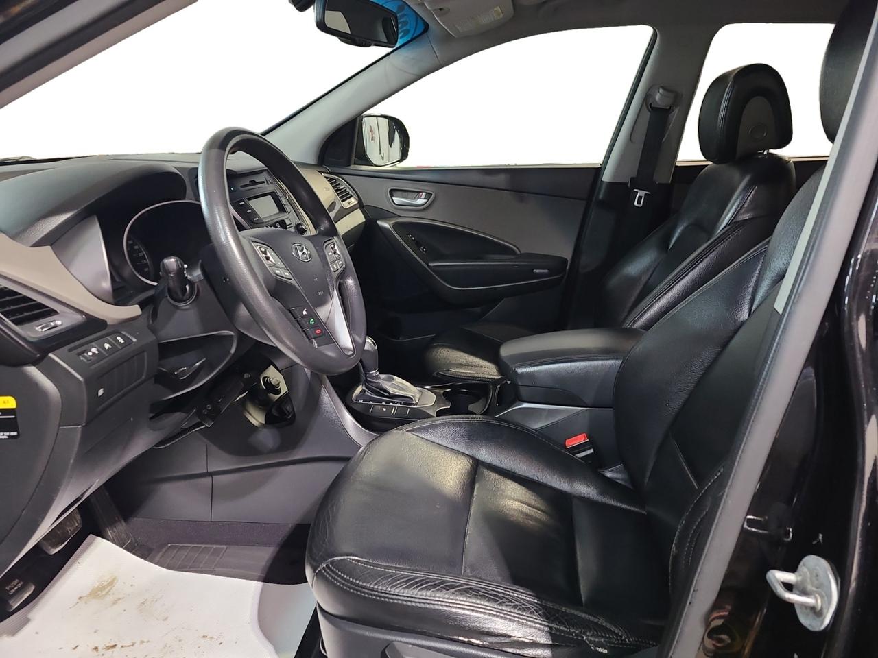 2015 Hyundai Santa Fe  Photo