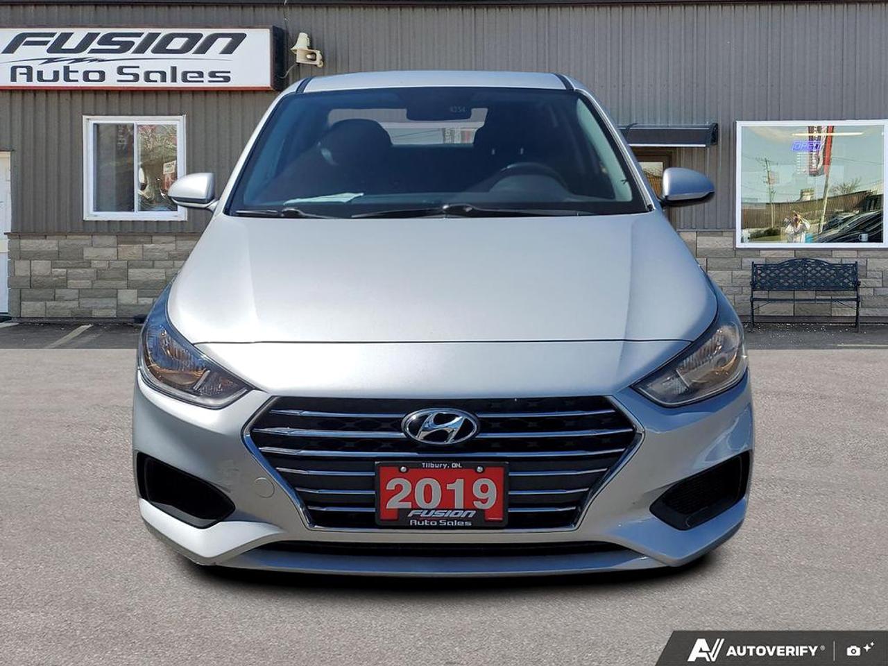 2019 Hyundai Accent 5 Door Preferred Auto Photo2