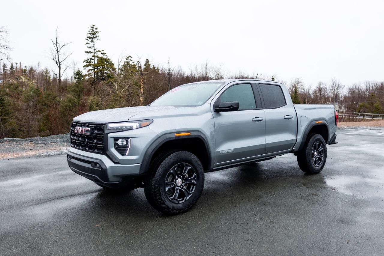 2024 GMC Canyon Elevation