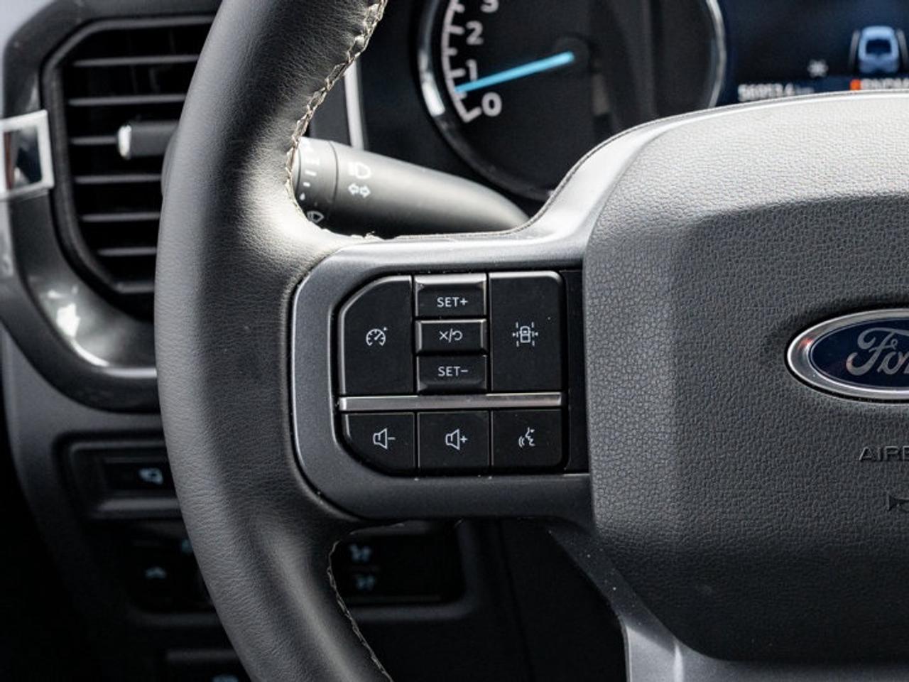 2023 Ford F-150 XL Photo