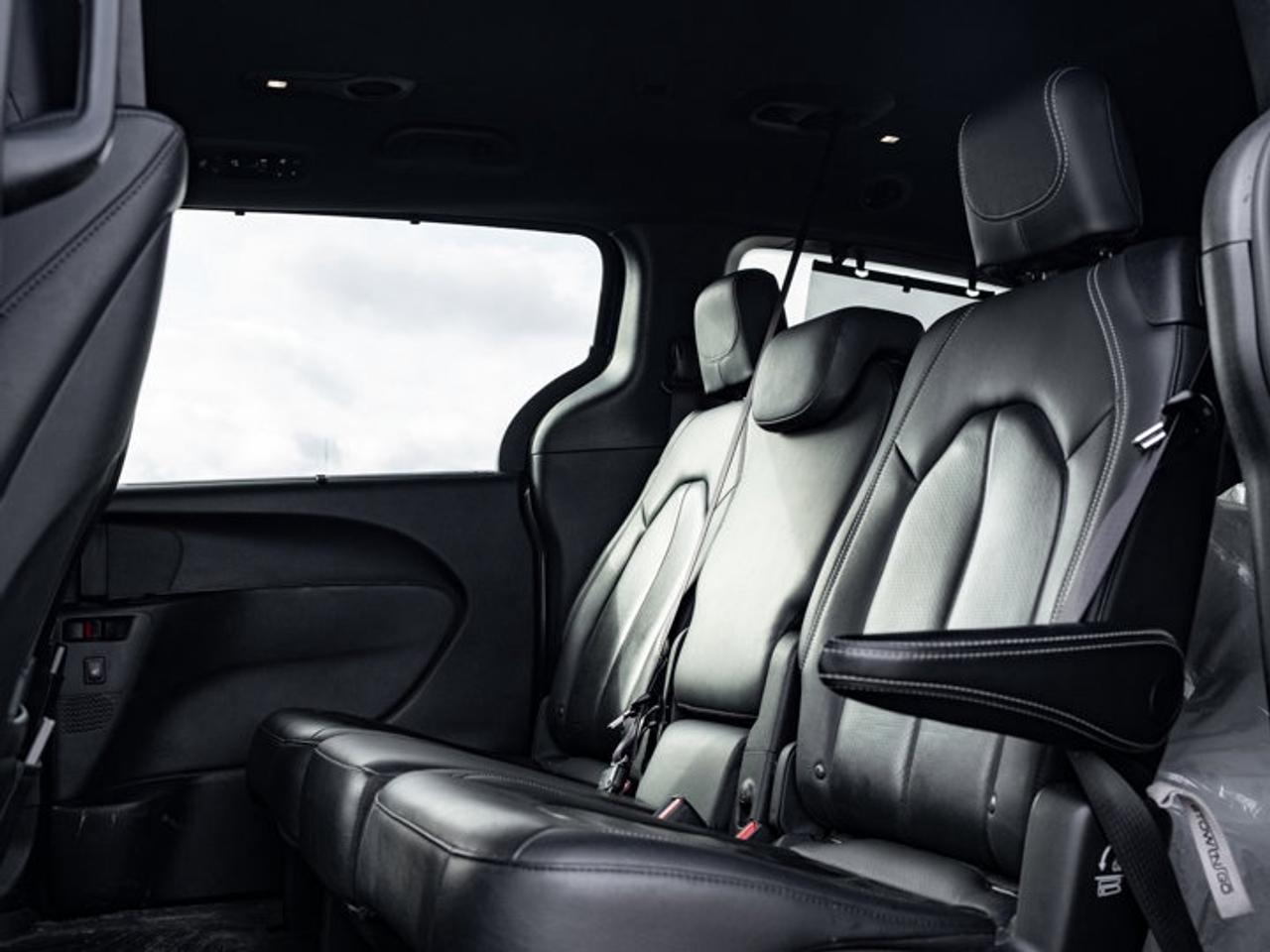 2020 Chrysler Pacifica Touring-L Plus Photo