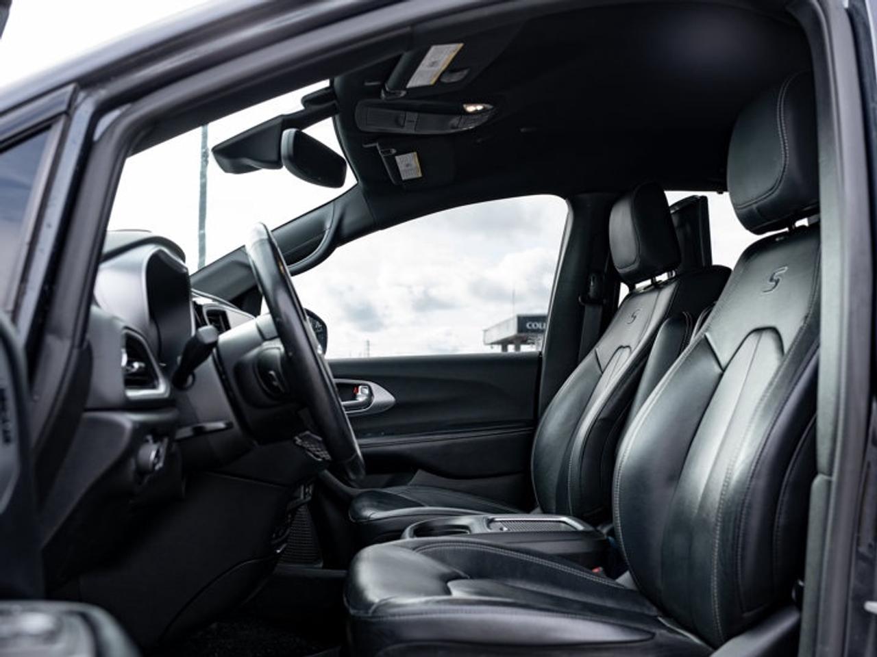 2020 Chrysler Pacifica Touring-L Plus Photo