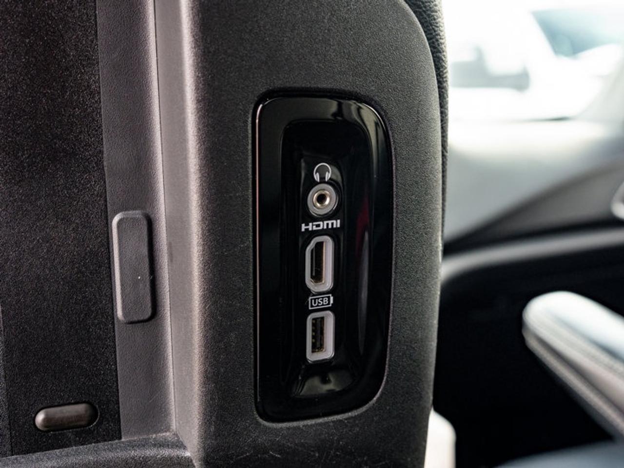 2020 Chrysler Pacifica Touring-L Plus Photo