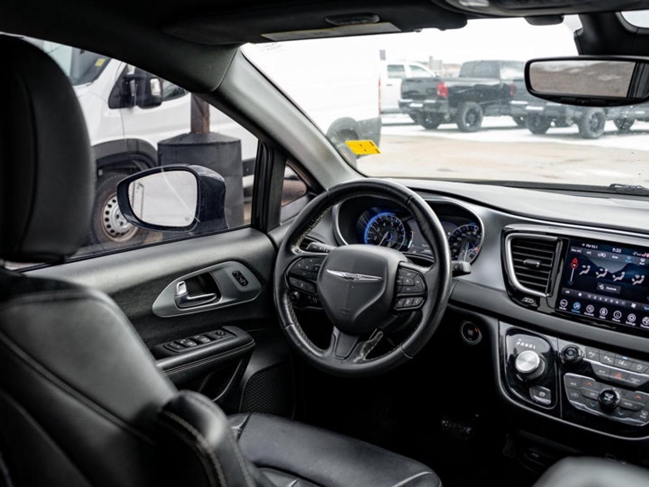 2020 Chrysler Pacifica Touring-L Plus Photo