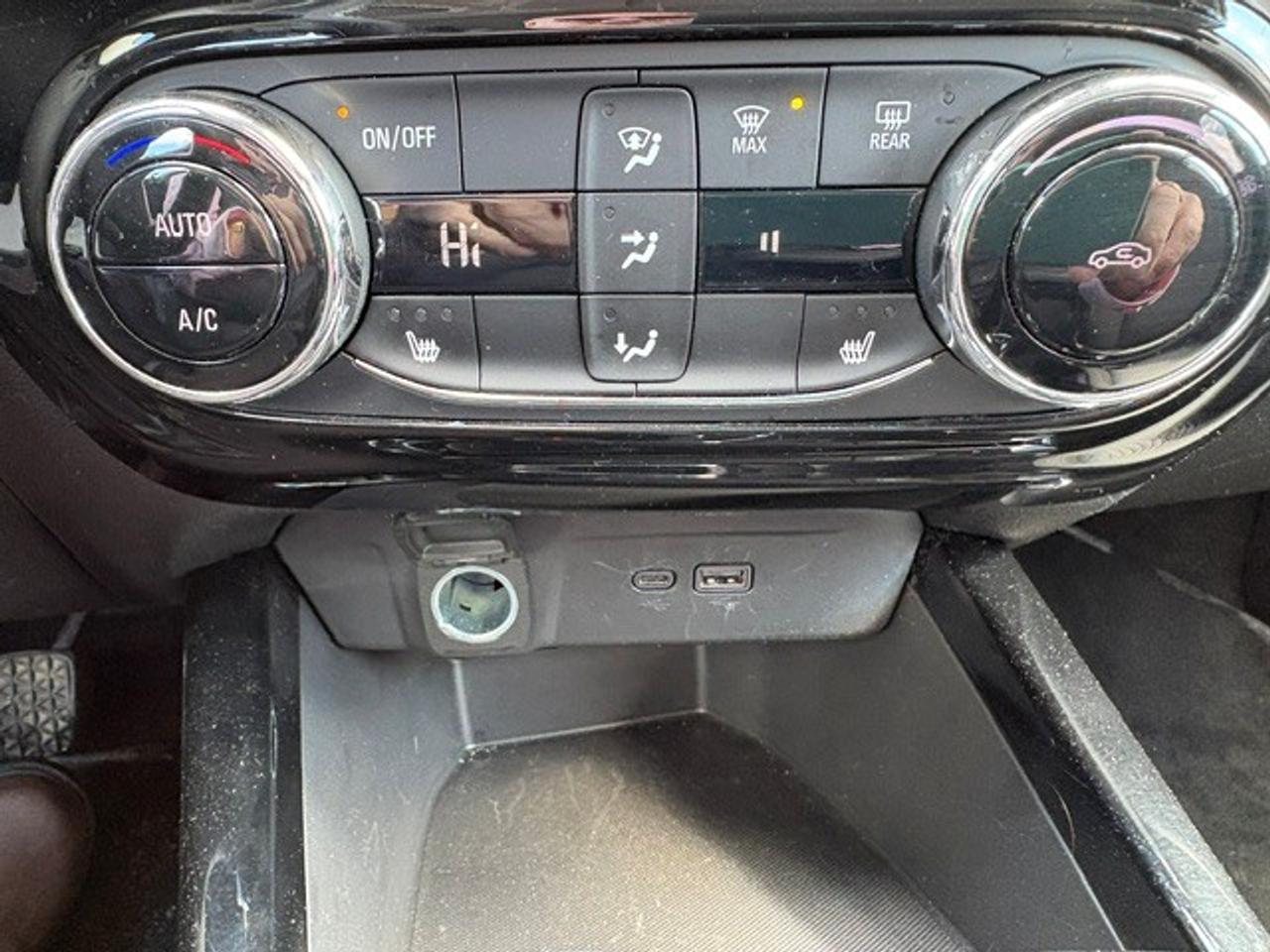 2025 Chevrolet Trax LT Photo