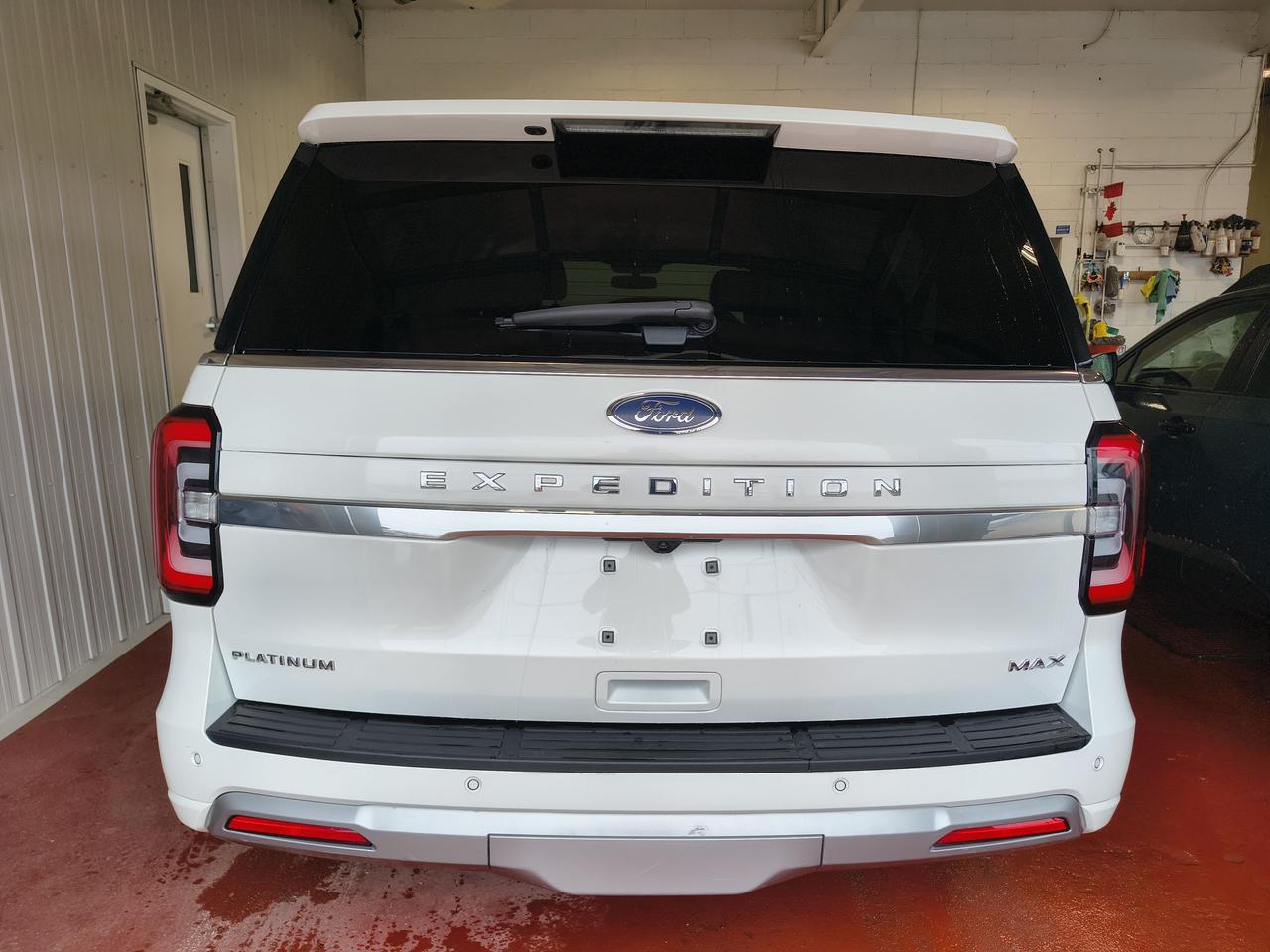 2023 Ford Expedition Platinum Max Photo0