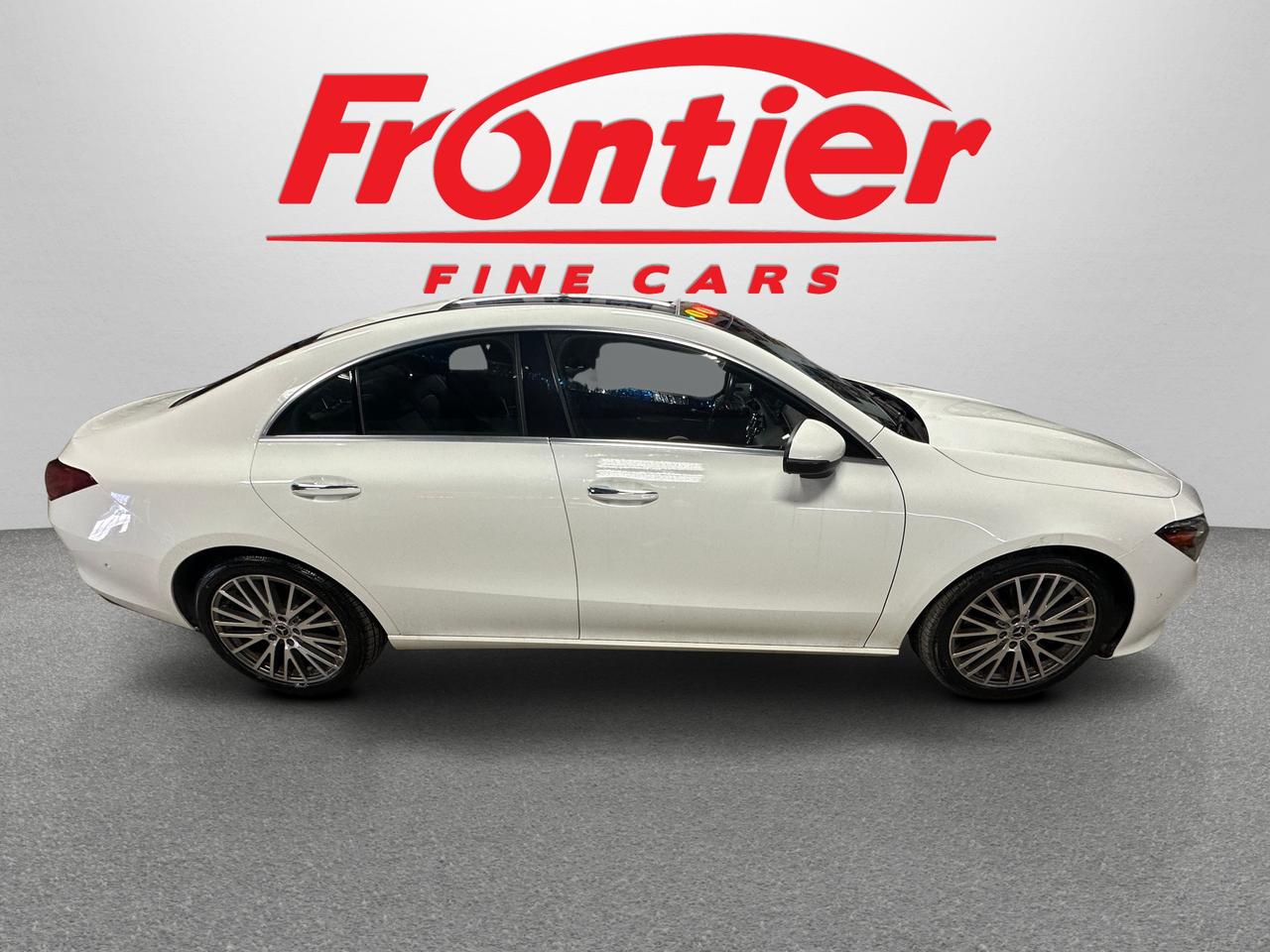 2023 Mercedes-Benz CLA-Class CLA 250 | CLEAN CARFAX | LEATHER | SUNROOF | AWD | Photo4