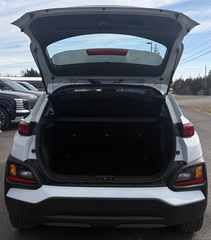 2021 Hyundai KONA Preferred Photo