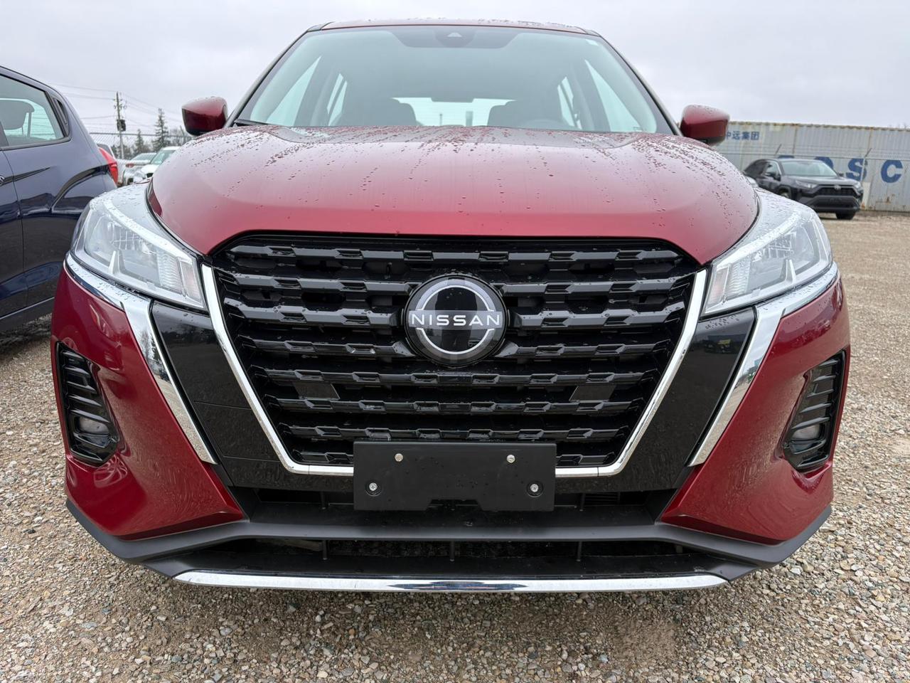 2025 Nissan Kicks S Photo