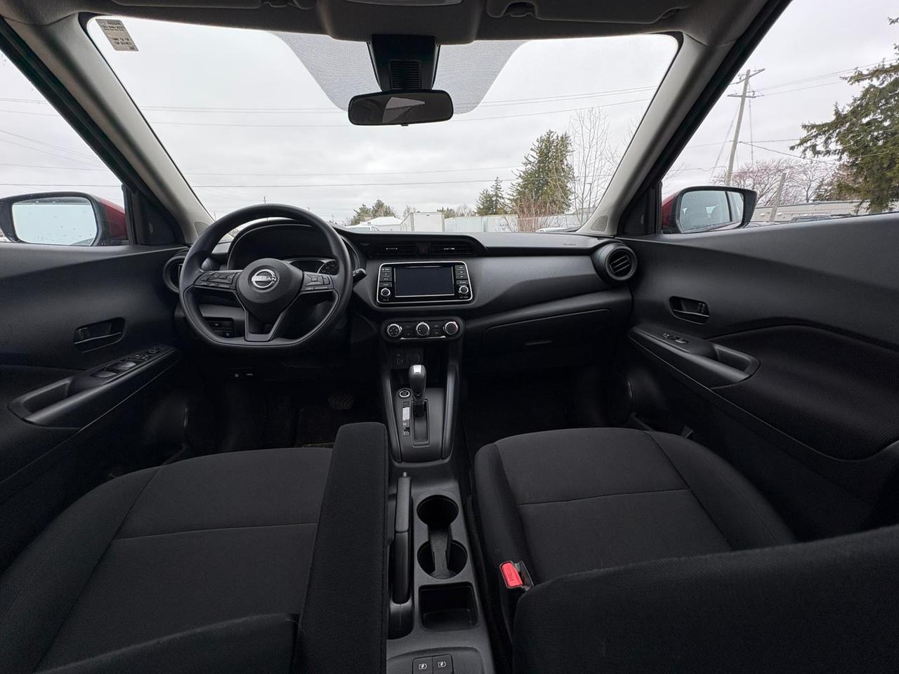 2025 Nissan Kicks S Photo