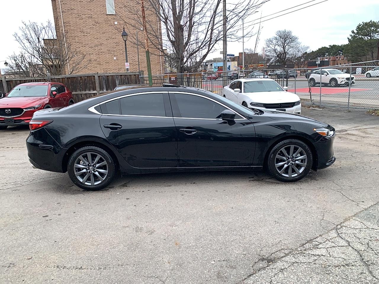 2018 Mazda MAZDA6 GS-L/ LEATHER/ ROOF / REAR CAM / AC / SUPER CLEAN/ Photo3