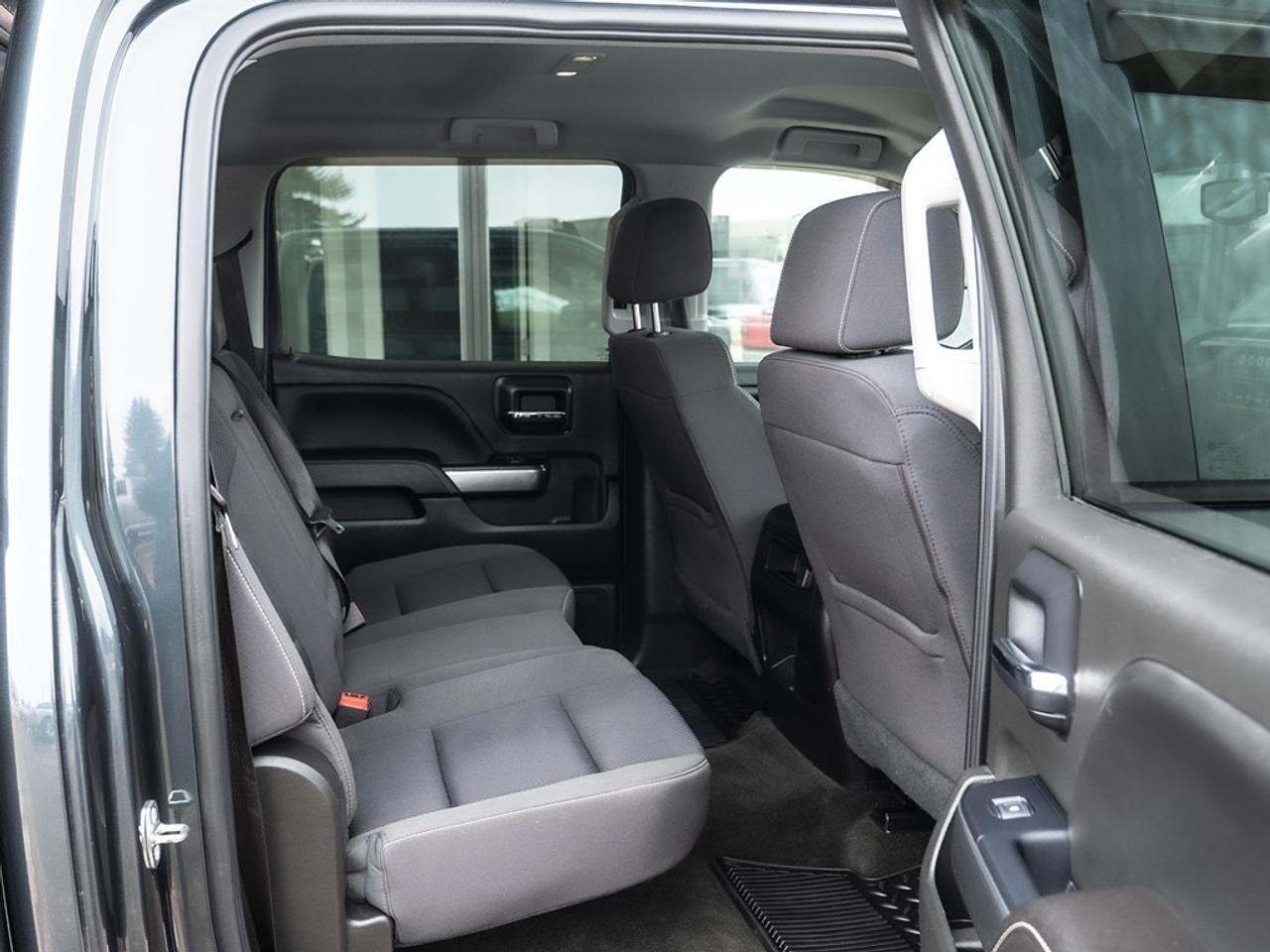 2018 Chevrolet Silverado 1500 LT Photo18