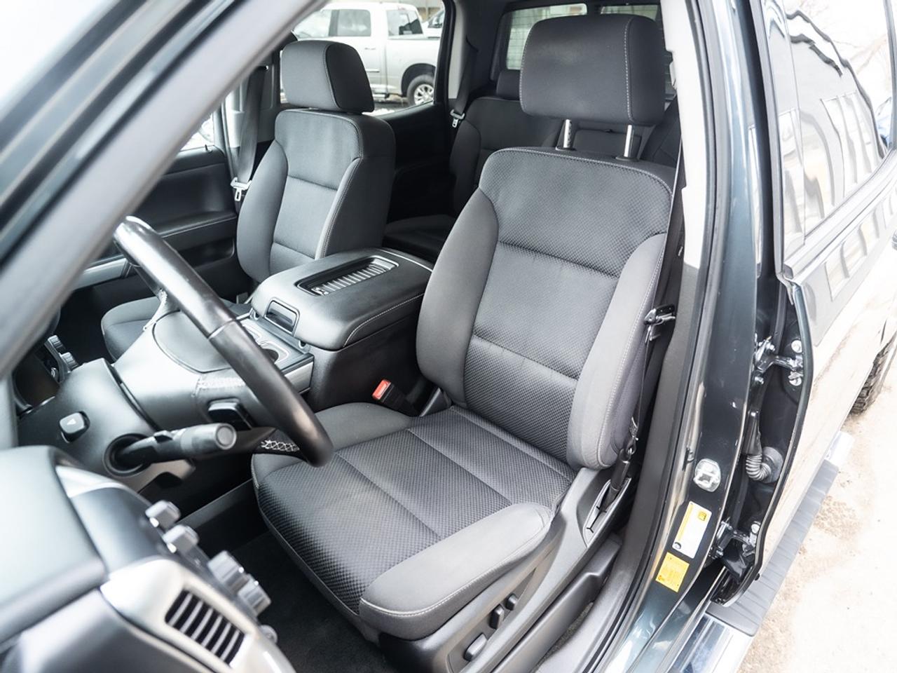 2018 Chevrolet Silverado 1500 LT Photo37