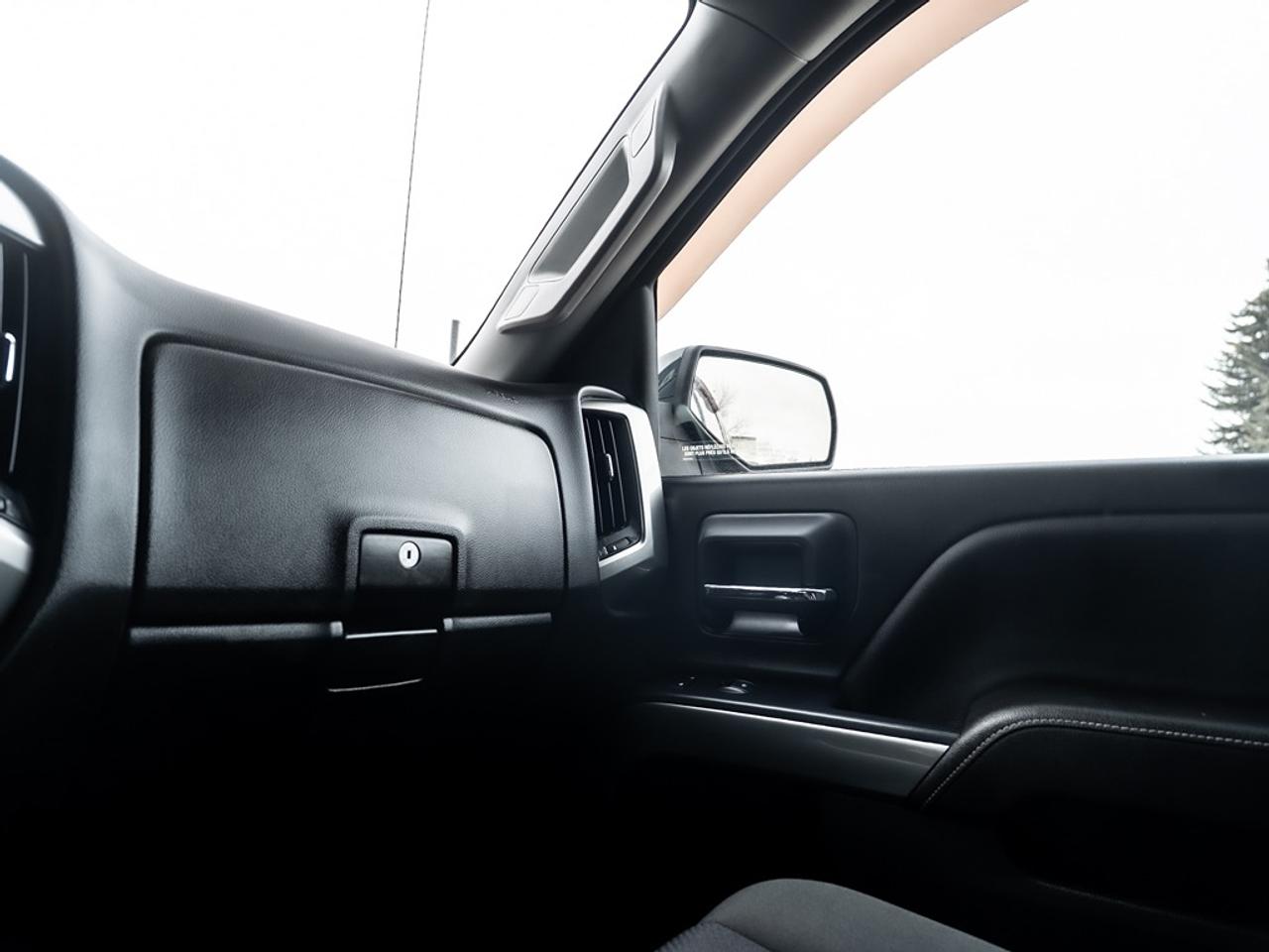 2018 Chevrolet Silverado 1500 LT Photo13