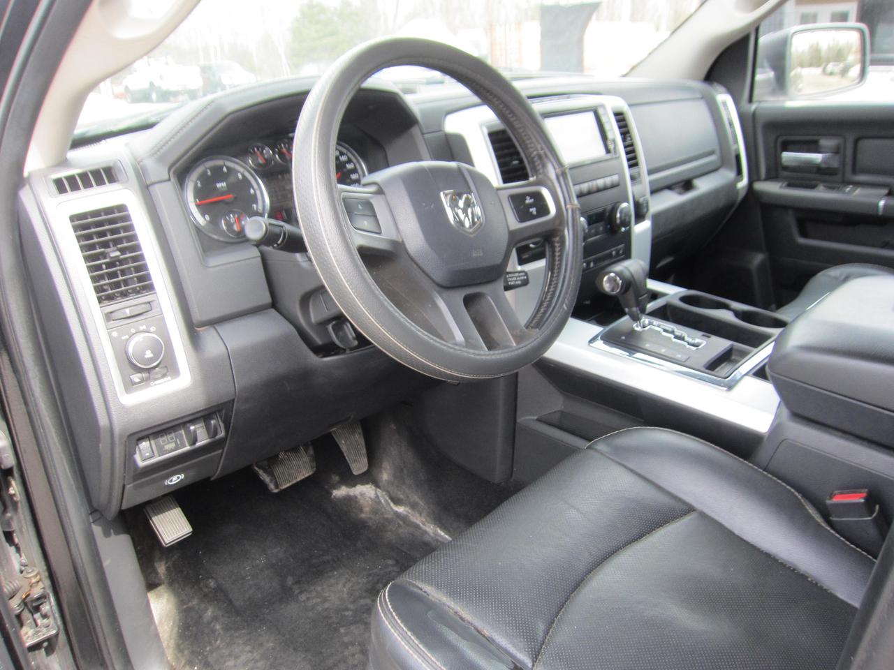 2011 RAM 1500 SPORT Photo