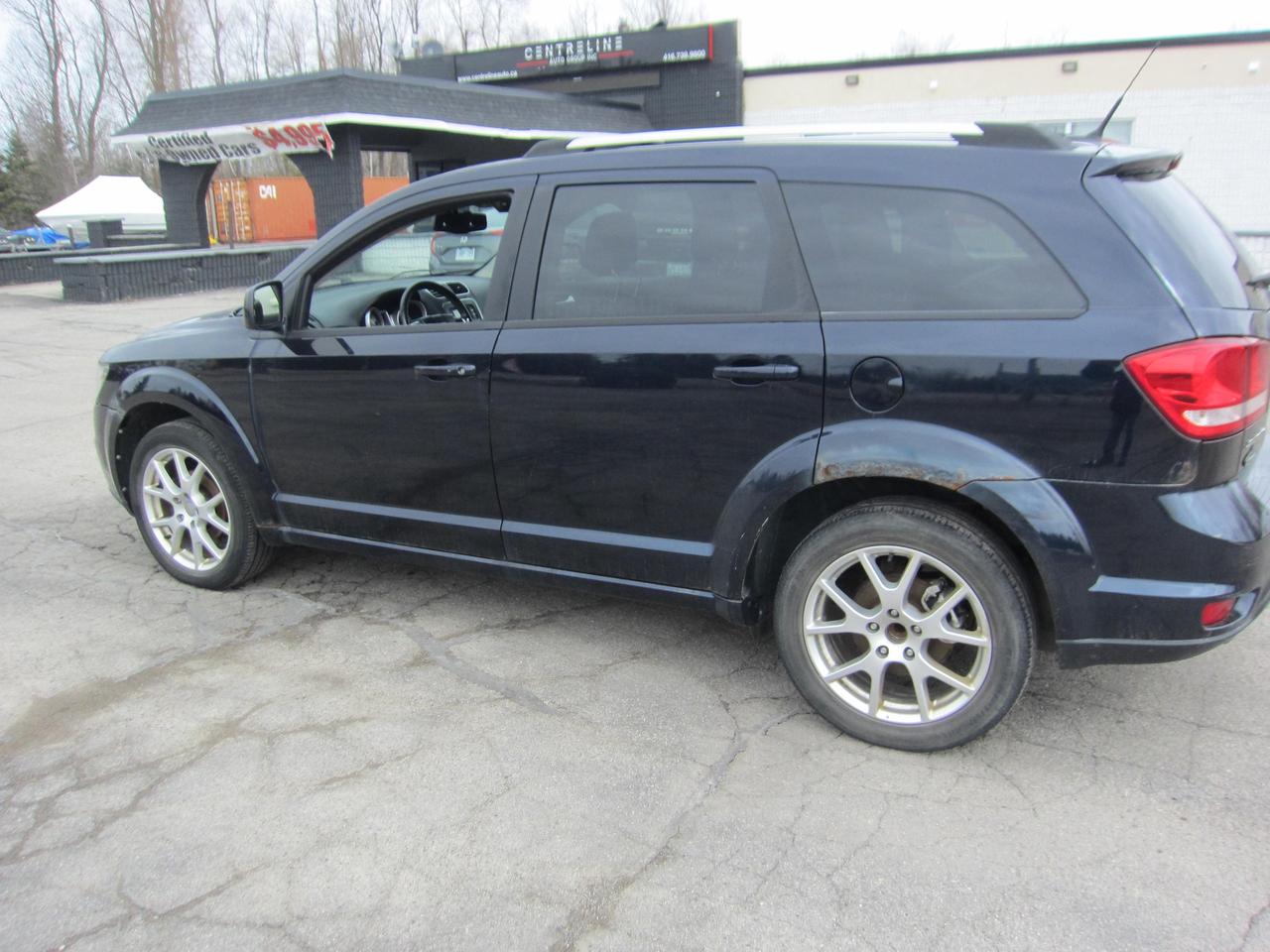 2011 Dodge Journey Crew Photo