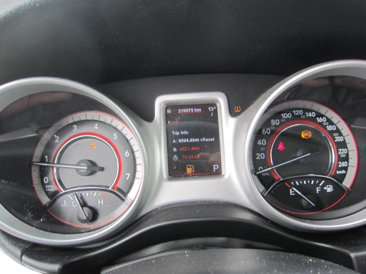 2011 Dodge Journey Crew Photo