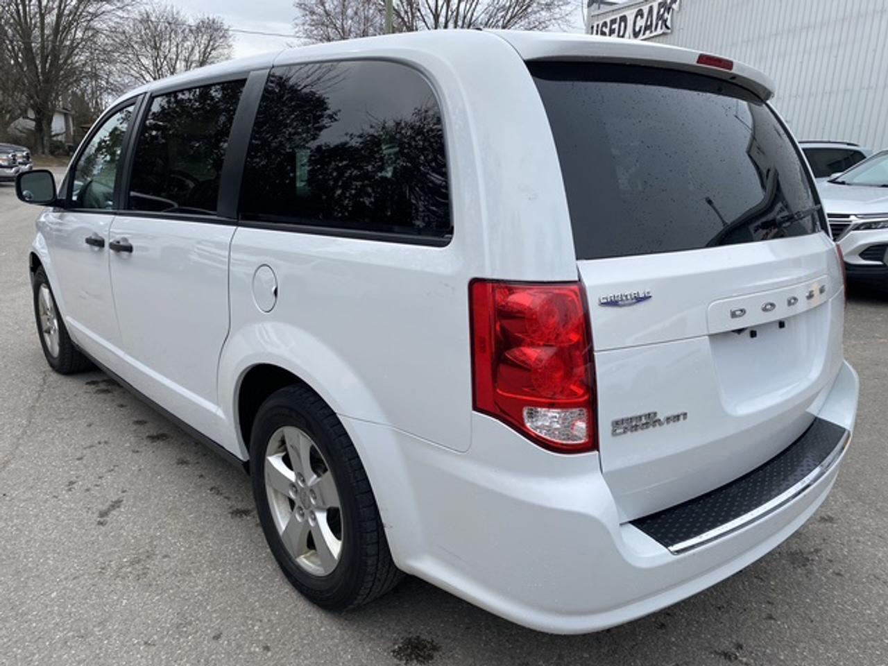 2020 Dodge Grand Caravan SE Photo