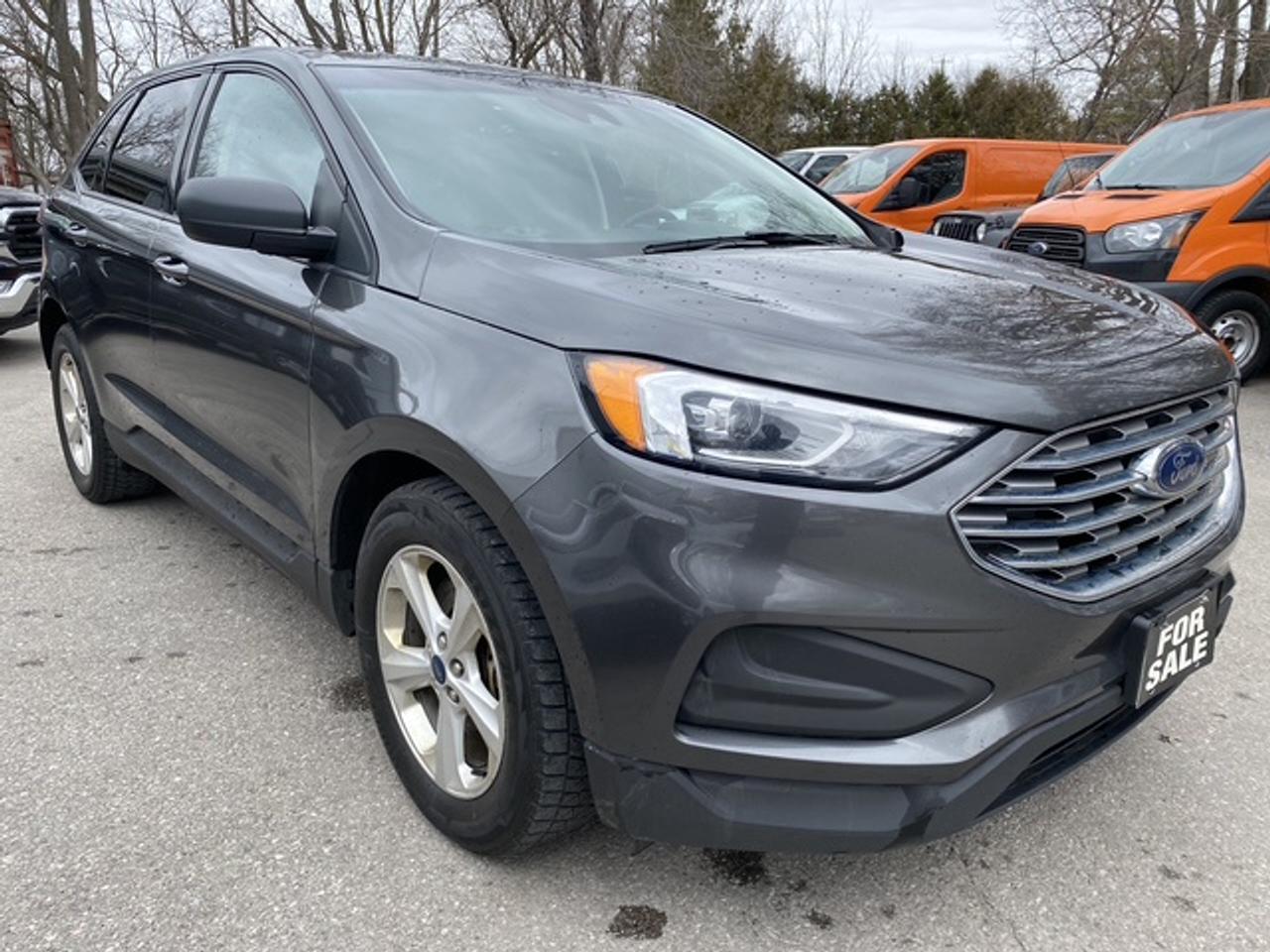 2019 Ford Edge SE AWD Photo