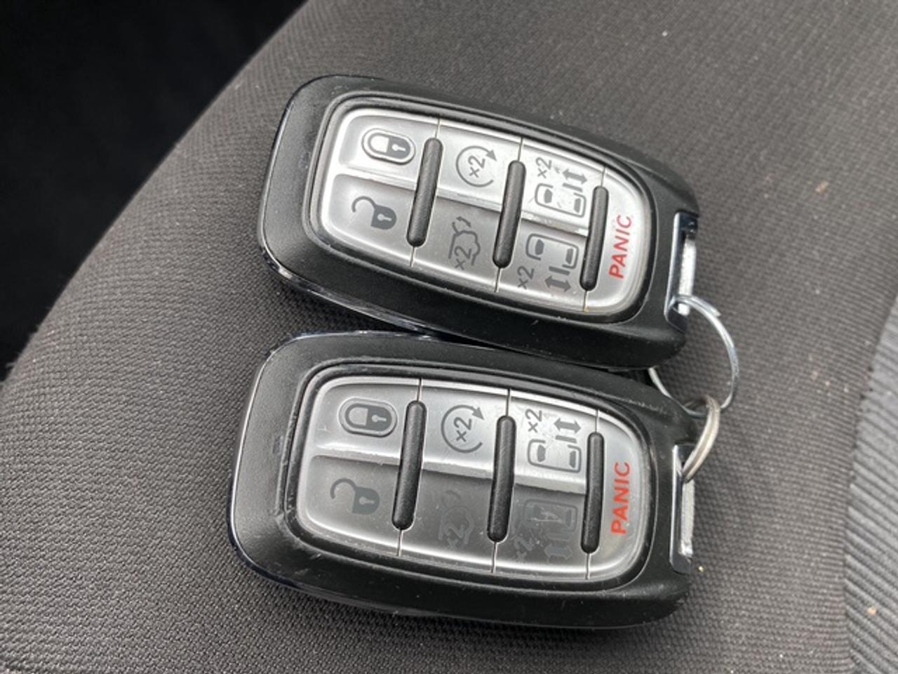 2023 Chrysler Grand Caravan SXT 2WD Photo