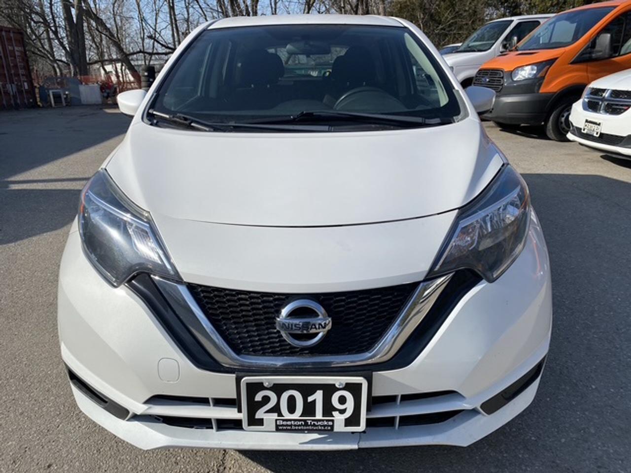 2019 Nissan Versa SV Photo