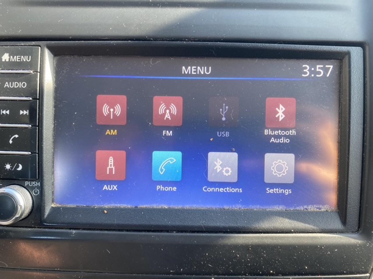 2019 Nissan Versa SV Photo