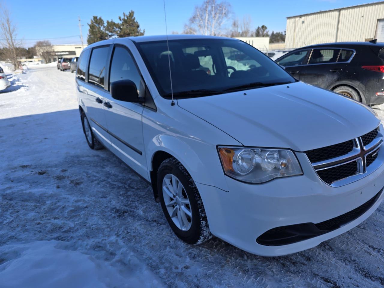 2016 Dodge Grand Caravan SE Photo