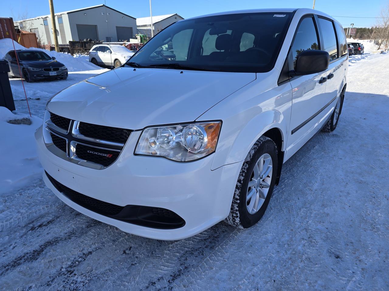 2016 Dodge Grand Caravan SE Photo0