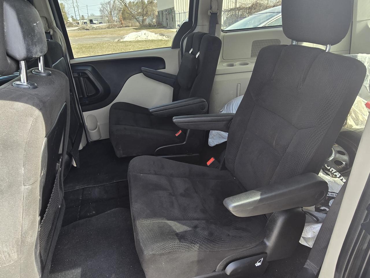 2015 Dodge Grand Caravan SE Photo