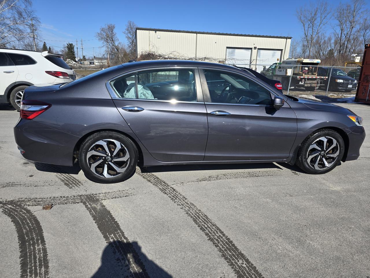 2016 Honda Accord EX L Photo