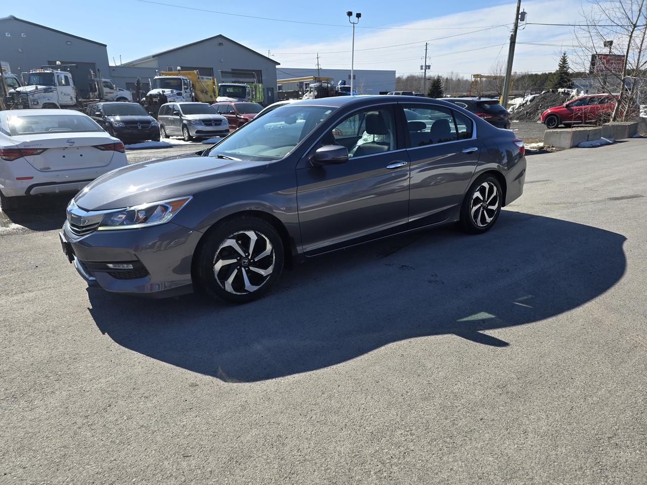 2016 Honda Accord EX L Photo