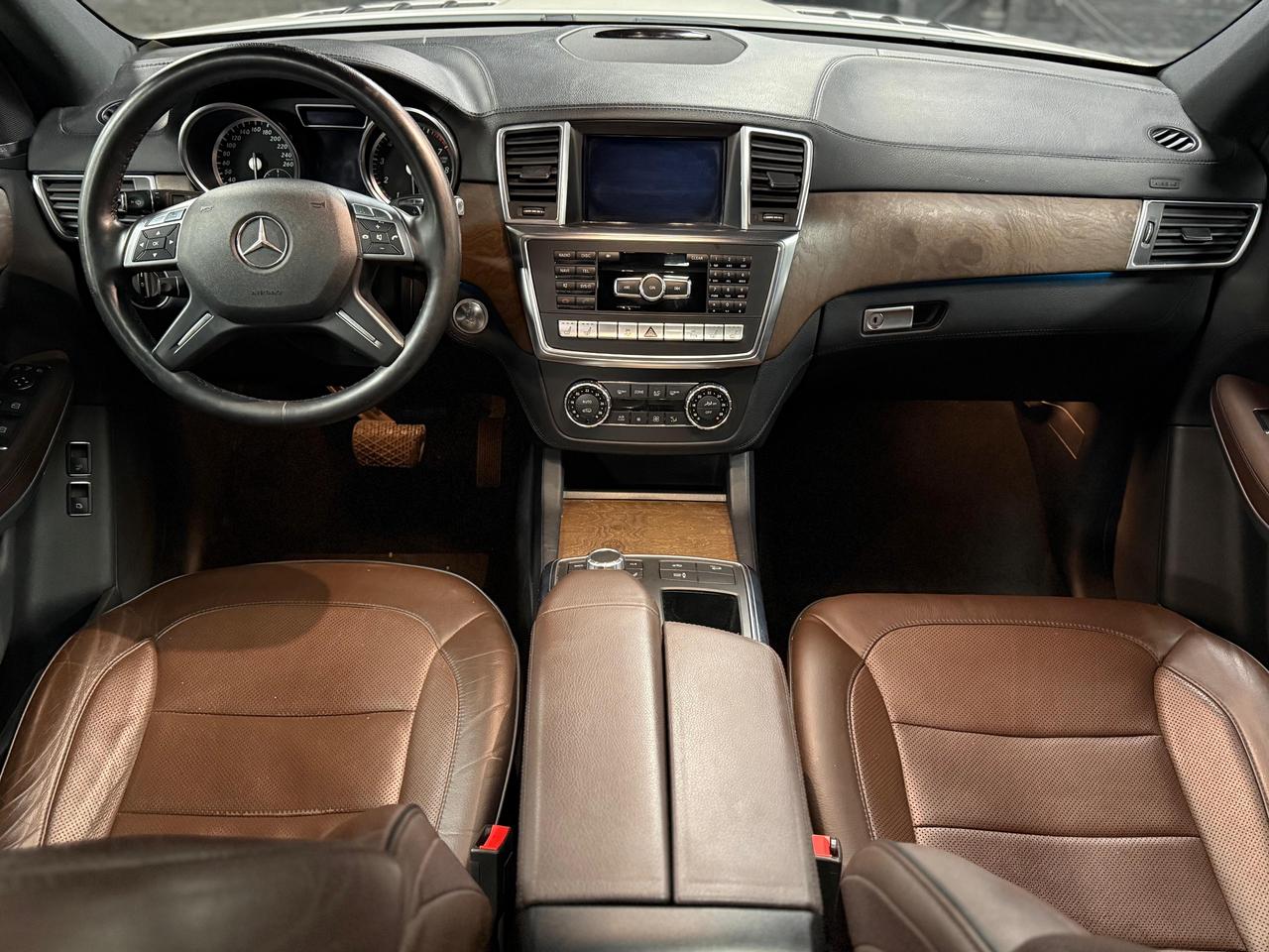 2014 Mercedes-Benz GL-Class GL550 AMG PCKG/CLEAN TITLE//BROWN INTERIOR/7 SEATE Photo