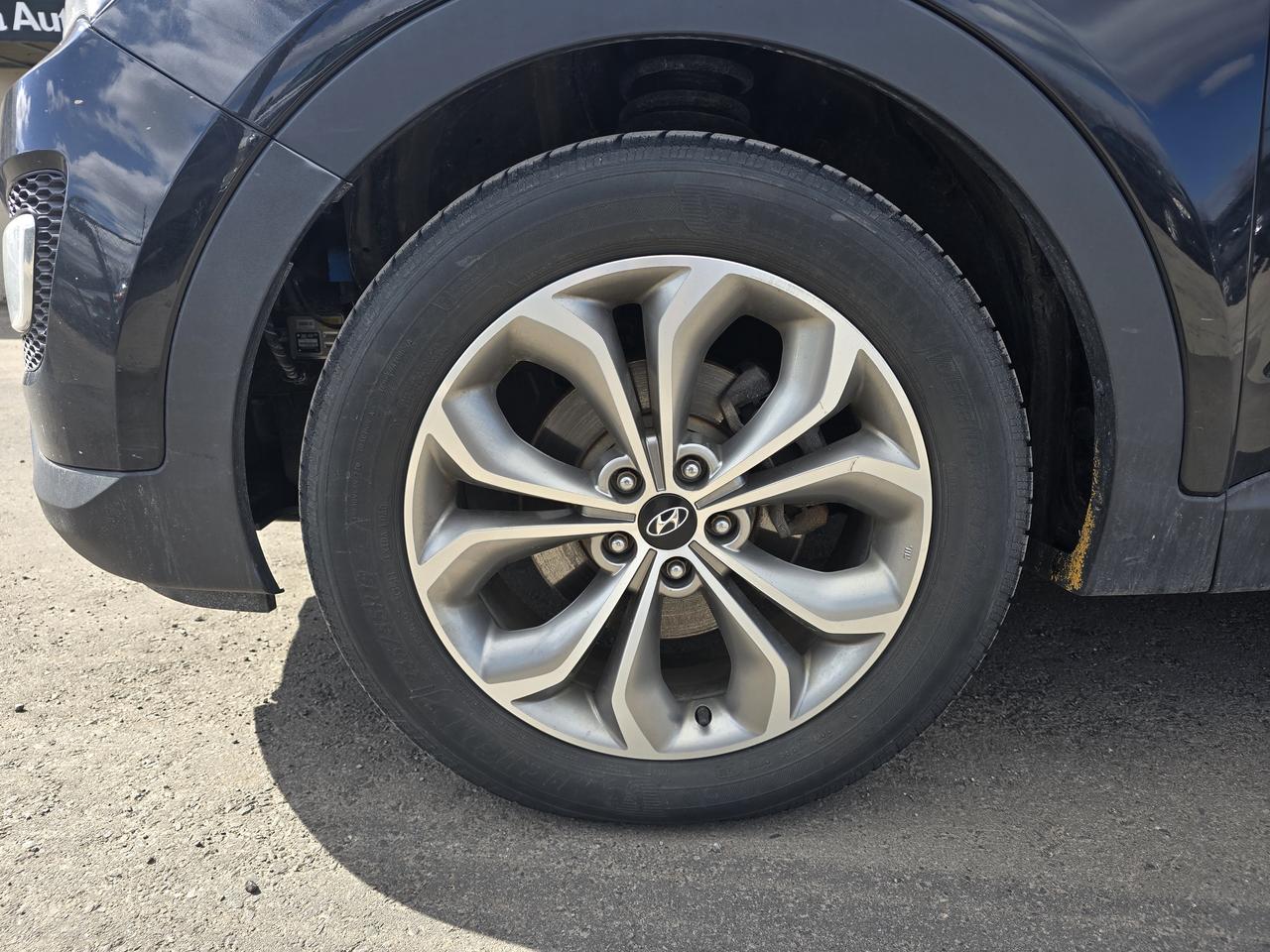 2016 Hyundai Santa Fe Sport Limited Photo