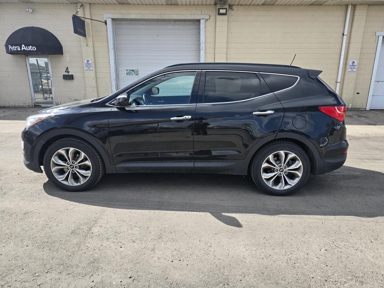 2016 Hyundai Santa Fe Sport Limited Photo