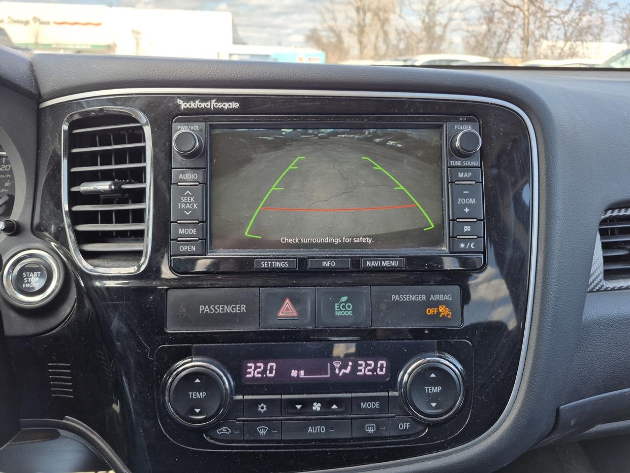 2014 Mitsubishi Outlander GT Photo