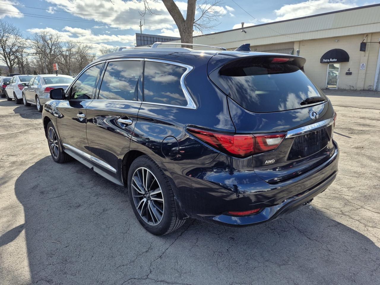 2020 Infiniti QX60 LUXE Photo