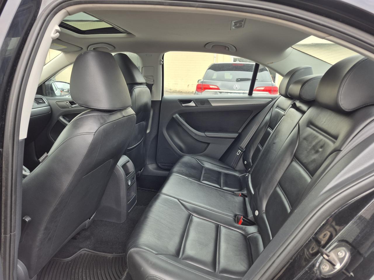 2013 Volkswagen Jetta TDI HIGHLINE Photo