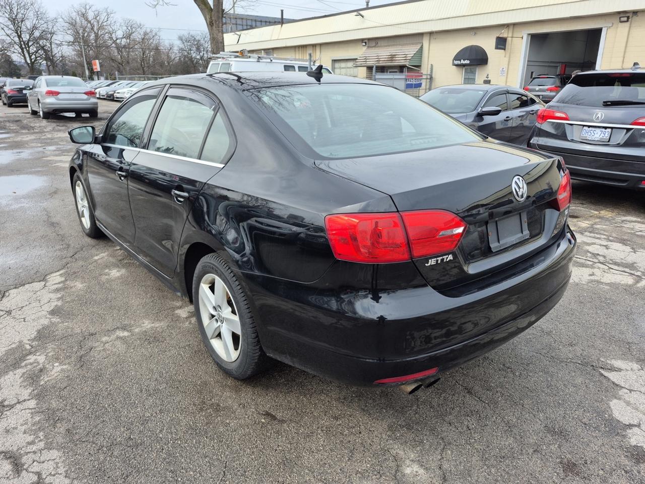 2013 Volkswagen Jetta TDI HIGHLINE Photo