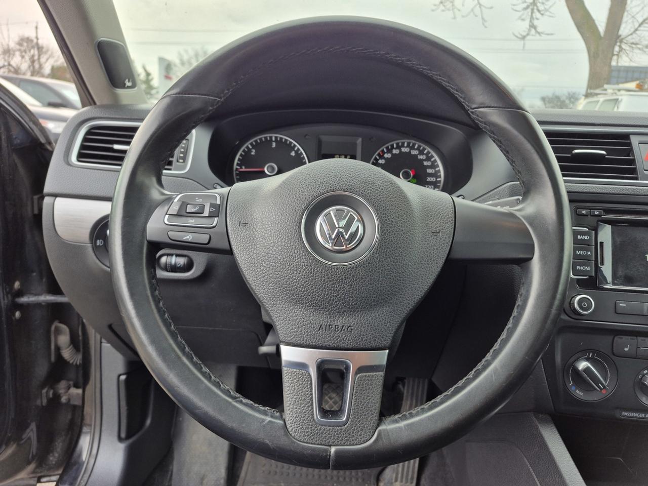 2013 Volkswagen Jetta TDI HIGHLINE Photo