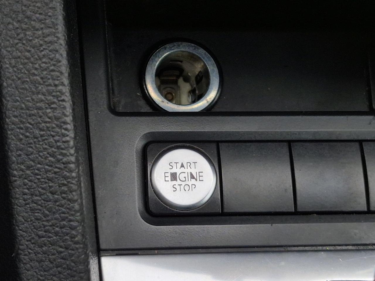 2013 Volkswagen Jetta TDI HIGHLINE Photo