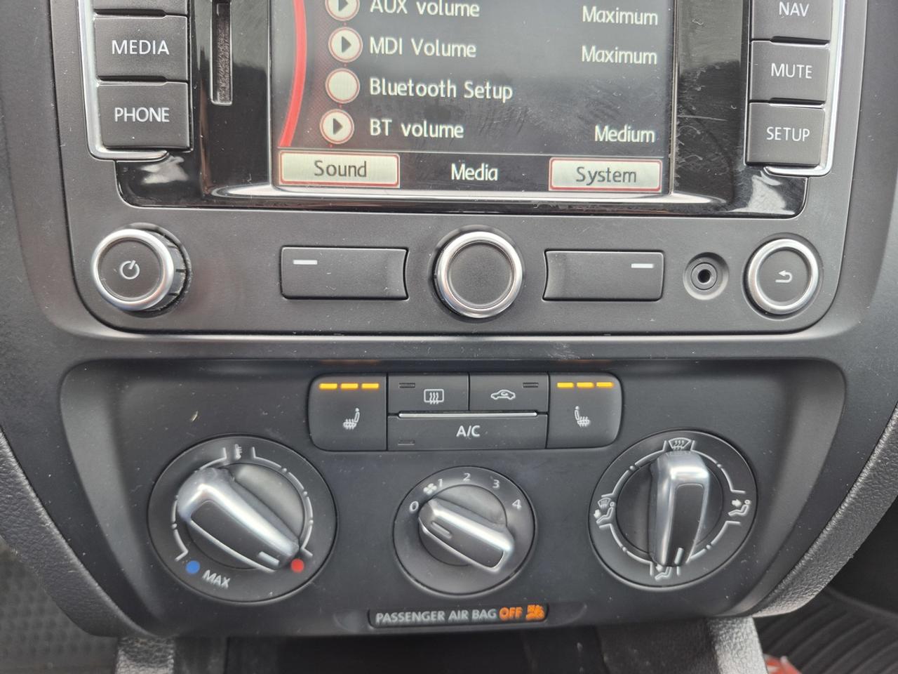 2013 Volkswagen Jetta TDI HIGHLINE Photo