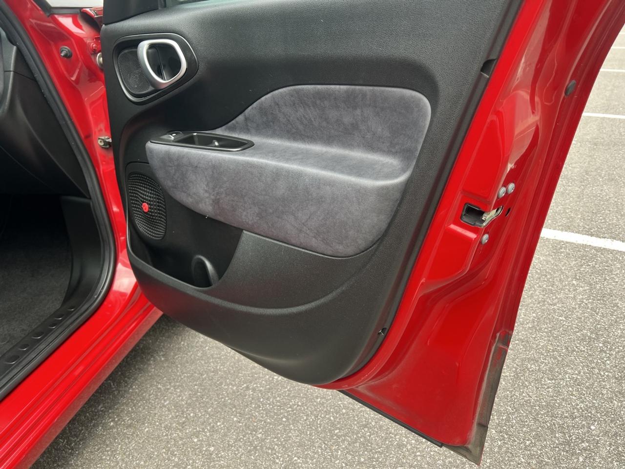 2014 Fiat 500L Lounge Photo