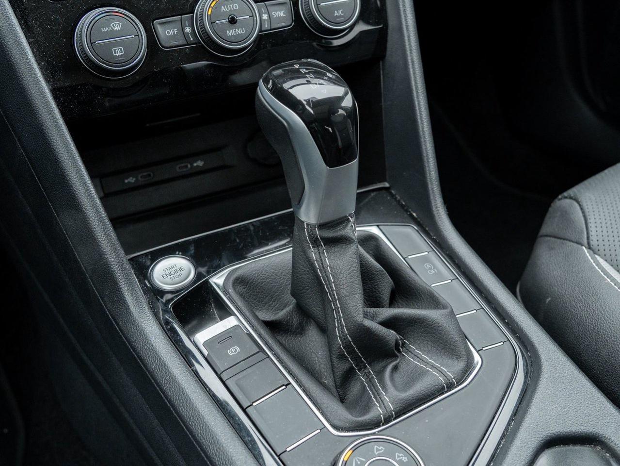 2024 Volkswagen Taos Highline Photo