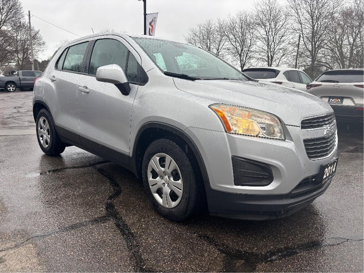 2014 Chevrolet Trax LS ONLY 51272 KMS!! ONE OWNER CLEAN CARFAX Photo
