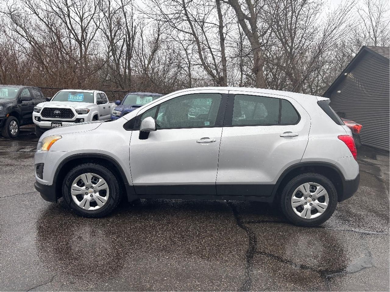 2014 Chevrolet Trax LS ONLY 51272 KMS!! ONE OWNER CLEAN CARFAX Photo