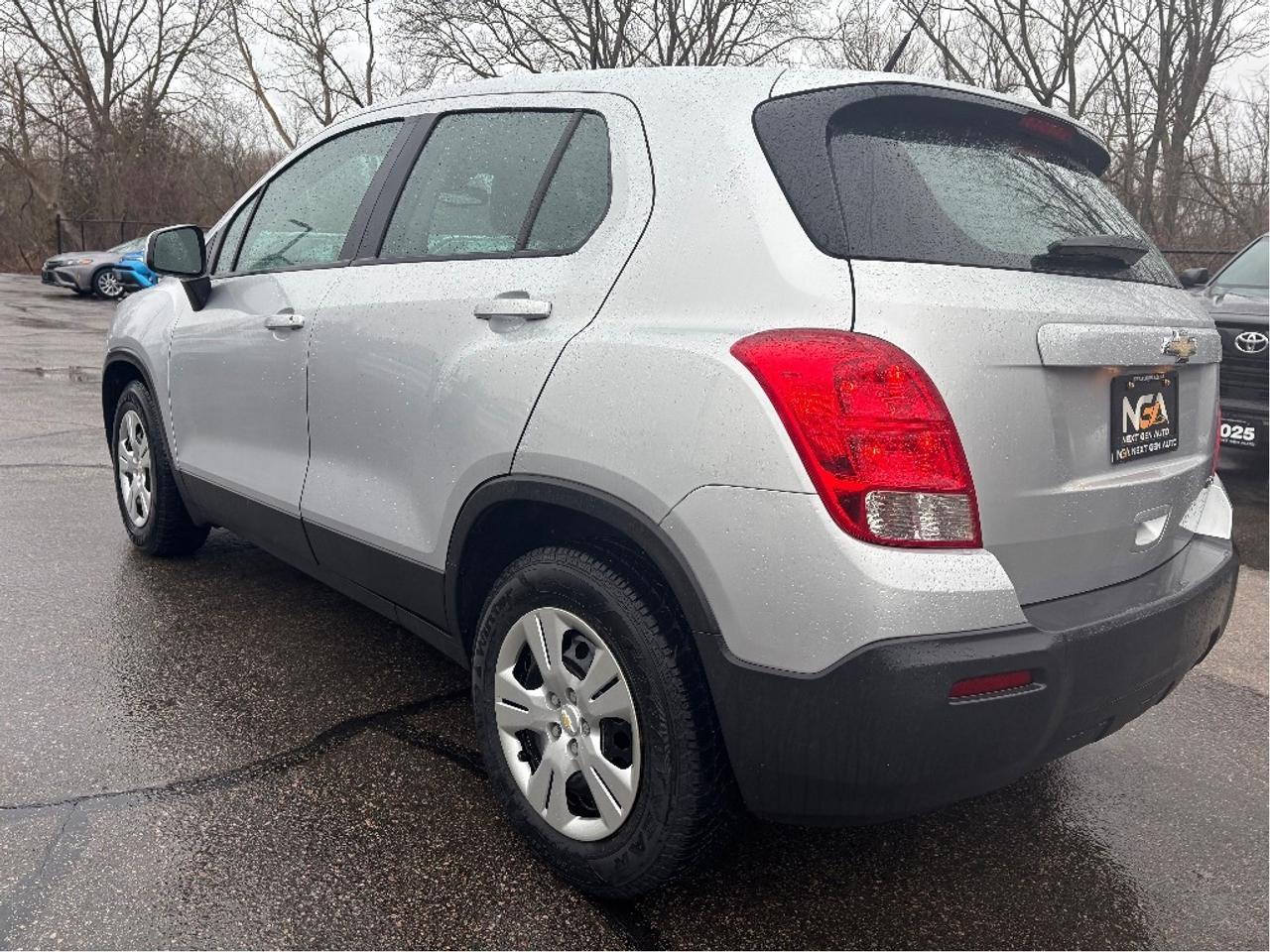 2014 Chevrolet Trax LS ONLY 51272 KMS!! ONE OWNER CLEAN CARFAX Photo