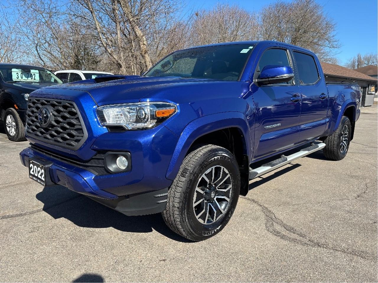2022 Toyota Tacoma Base V6 4WD TRD SPORT POWER SEAT ONE OWNER Photo