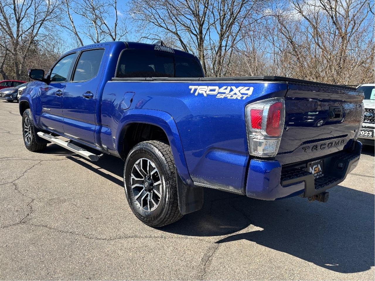 2022 Toyota Tacoma Base V6 4WD TRD SPORT POWER SEAT ONE OWNER Photo